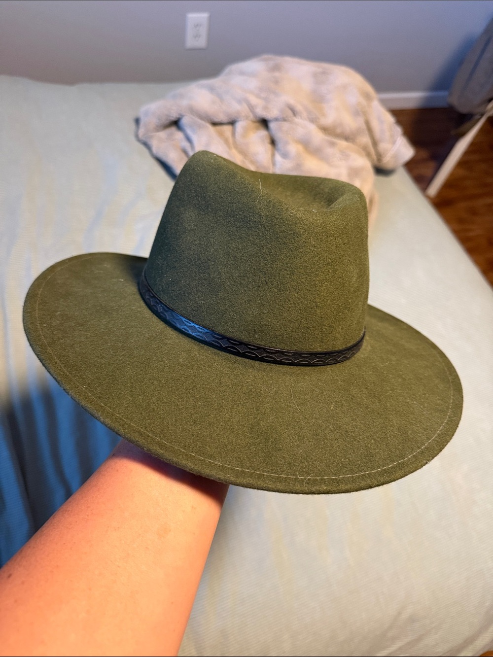 Green Pendleton hat